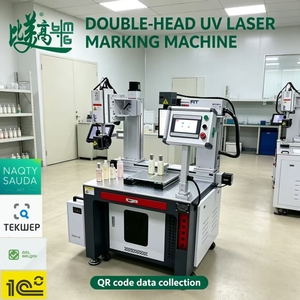 Machine de marquage laser à double station, haute précision, synchronisée et automatique, pour le marquage UV des codes sur l'intérieur et l'extérieur des bouteilles. - Product Image 1