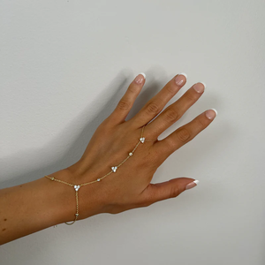 YUNCHENG Cadena de Dedo de Oro 18K Personalizada, Cadena de Mano Minimalista, Brazalete de Flor con Circonitas Blancas <span class=keywords><strong>para</strong></span> Uso Diario, Joyería <span class=keywords><strong>para</strong></span> Mujer - Product Image 3