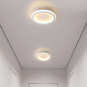 Nordic Simple Modern <span class=keywords><strong>LED</strong></span> Corridor Lights Petites lampes d'entrée de plafond <span class=keywords><strong>pour</strong></span> <span class=keywords><strong>dressing</strong></span> et balcon Base en fer avec couvercle en acrylique - Product Image 4