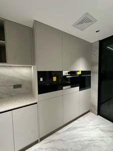 Ensemble d'armoires de cuisine haut de gamme avec évier, armoires de cuisine en bois, armoires blanches, laque brillante, armoires murales de cuisine modernes - Product Image 6