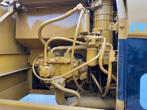 Excavadora Caterpillar 320C Usada, Fabricada en Japón, 20 Toneladas, con Motor Cummins y Capacidad de Cucharón de 1.7m, en Shanghái - Product Image 2