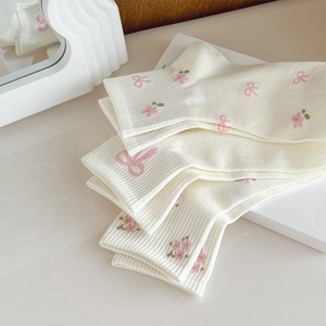 Damen Sommer dünne süße und vielseitige rosa geruchs resistente weiße Low-Cut-Socken - Product Image 6