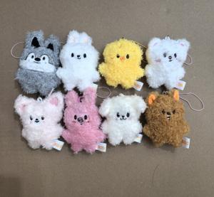 Nuovo Ciondolo Mini Stray Kids FM Field Week, Bambini Smarriti, Cartone Animato Carino, Portachiavi per Zaino Scolastico - Product Image 1