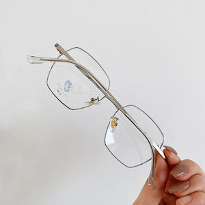 Monture de lunettes en métal irrégulière Qianai, anti-lumière bleue, protection UV, unisexe, verres en acétate Q3 90018 - Product Image 5