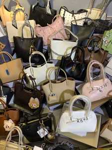 Nouveaux sacs à main pour femmes aux designs variés 2026 – Sacs à bandoulière et sacs travers légers au toucher doux, vente en gros pour les grossistes - Product Image 2