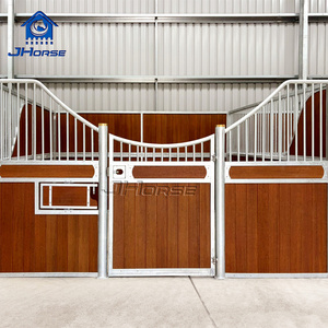Struttura in Acciaio Prefabbricata per Prodotti Equini, Progettazione Gratuita, Disegno 3D, Pannelli per Stalle e Box per Cavalli - Product Image 3