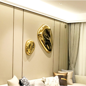 Décoration murale en résine irrégulière plaquée or, art décoratif moderne pour hôtel, villa, chambre - Product Image 1