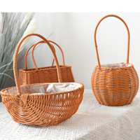 Panier cadeau en rotin plastique tressé fait main pour la Journée de la Femme, modèle N0022, pour les fleuristes