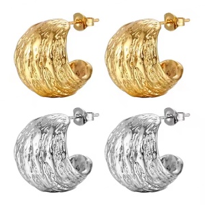 Pendientes de Aro Gruesos de Acero Inoxidable con Baño de Oro PVD de 18K, Hipoalergénicos, Antideslustre, Retro, con Bola Redonda en Relieve para Mujer - Product Image 1