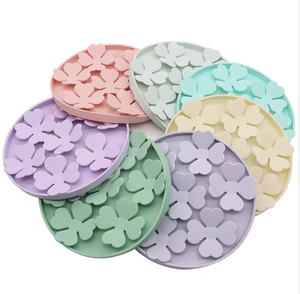 Comedero Lento para Mascotas (Perros y Gatos) de Silicona Antideslizante, Impermeable y Duradero con Diseño Redondeado, Tamaño Estándar para Uso en Interiores/Exteriores - Product Image 4