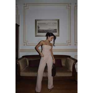 Conjuntos de Traje para Mujer Johanna en Color Crema, Elegantes, de la Colección Johanna - Product Image 2