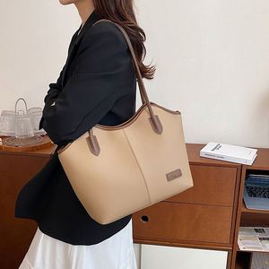 2025 Ladies Tote Bag Large Capacity PU Leather Water Resistant <b>Handbag</b> for <b>Summer</b> Autumn Winter Daily Outdoor Travel - Product Image 4