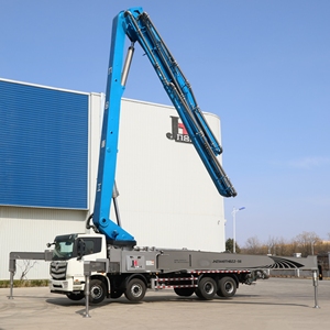 Camion pompe à béton de marque chinoise JIUHE 30m 38m 42m 48m 56m 63m 70m - Product Image 2