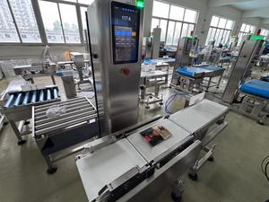 Macchina Selezionatrice Ponderale Continua a Nastro, Ispezionatrice Dinamica del Peso in Acciaio Inossidabile con Espulsore per Caramelle Confezionate in Piccole Quantità - Product Image 3