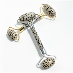 Logo privé Personnalisé Gua Sha Visage Naturel Double Tête Dalmatien Jasper Double Tête à la main de Massage À Rouleaux - Product Image 5