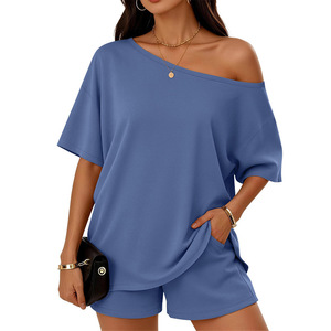 Ensemble 2 pièces pour femmes, haut à col asymétrique et short, couleur unie, décontracté, street fashionista, Smlxlxxl - Product Image 3