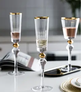 Fantasy European Style Unique Design Wedding Gold Rim Red Etched Wine Glasses Thick Stem Wine Glass Set