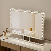 Miroir de maquillage LED tactile moderne avec cadre en cristal, miroir de vanité de luxe avec lumières à intensité réglable, fabricant OEM ODM