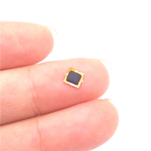 Pegatina NFC de joyería insertable de 5mm con interfaz de comunicación RFID Tap para compartir imágenes de texto de audio - Product Image 5