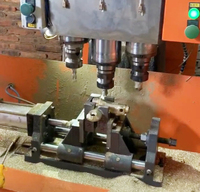 Machine de perçage PLC à 3 broches avec taraudage, fraisage et perçage de pièces automobiles pour le traitement des pièces de robinetterie