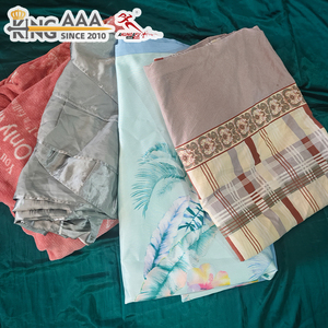 KingAAA Balles mixtes de draps et taies d'oreiller d'occasion en gros, literie de seconde main toutes saisons en coton et polyester pour la revente en friperie - Product Image 3