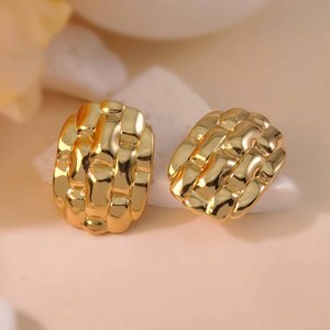 เครื่องประดับวินเทจ EH142 ทำจากสแตนเลสสตีล 316L ชุบทอง 18K ประดับมุกและต่างหูแบบติดหู  ไม่หมองคล้ำ - Product Image 2