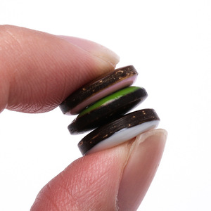 Natural <strong>Coconut</strong> <strong>Shell</strong> <strong>Buttons</strong> - Colorful Dotted Oil Style For Children's Clothing, Dresses &amp; Cardigan Decor - Product Image 5