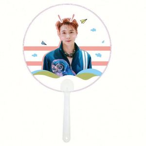 Proveedor de Fábrica, Abanico Plegable de PVC Personalizable, Regalo Empresarial con Temática de Estrellas para Fans de Ídolos de Kpop y Personajes de Anime - Product Image 6