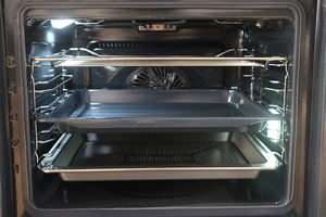 72L60cmFour encastré avec gril à commande tactile à vapeur et fonction vapeur et convection - Product Image 6