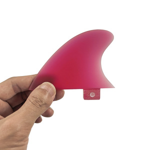 Aileron central de planche de surf UPSURF, petit aileron de quille pour accessoires de paddleboard, bleu et rouge - Product Image 3
