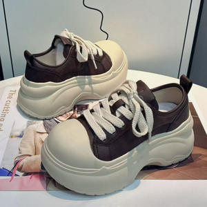 รองเท้าผ้าใบเสริมส้นสำหรับผู้หญิง รุ่นใหม่ประจำปี 2026 ดีไซน์เกาหลี พื้นนุ่ม ใส่สบาย หัวรองเท้าทรงใหญ่  ใช้งานได้หลากหลาย สไตล์ลำลอง เหมาะสำหรับเล่นสเก็ต - Product Image 2