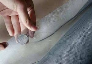 Moustiquaire de fenêtre en fibre de verre facile à plier et à installer, avec technique de tissage, tailles personnalisables, services de découpe et de pliage - Product Image 4