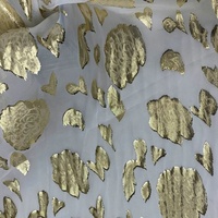 Tissu en mousseline de soie velours de soie viscose personnalisé tissu 70D fil métallique or conception 100% tissu polyester Jacquard fleur tissé