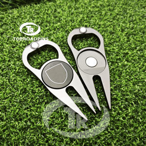 Vente chaude Usine Personnalisé Meilleure Qualité En Relief Charmes <span class=keywords><strong>Golf</strong></span> Métal Divot Outil - Product Image 4