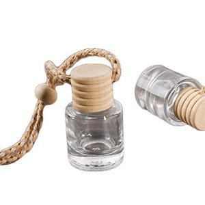 Botella de Vidrio Transparente Cuadrada de 5ml, 8ml, 12ml con Serigrafía, para Ambientador de Coche, con Tapa de Madera, Botella Colgante para Perfume - Product Image 3
