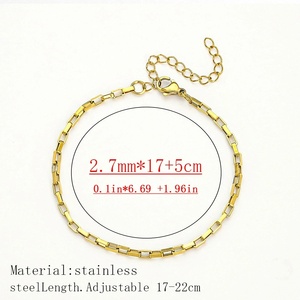 สร้อยข้อมือแฟชั่นขายส่ง ชุบทอง 18K ลายเกลียวแบบงู สร้อยข้อมือสแตนเลสแบบคิวบาสำหรับผู้หญิง - Product Image 6