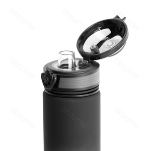 Vaso Deportivo Portátil para DJI con Logotipo y Cuerda, 650 ml, Color Negro Degradado, 100% Fibra de Polipropileno y Tritán, Nuevo - Product Image 5