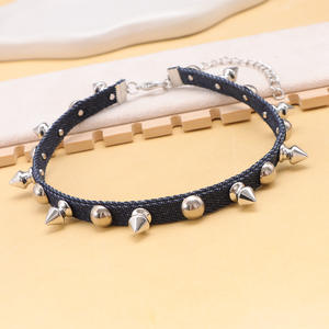 Collar Gargantilla Gótico Punk de Metal con Púas para Mujer, Accesorio de Moda para Fiesta, Aleación de Zinc, Tachuelas Negras, Estilo Vaquero - Product Image 4