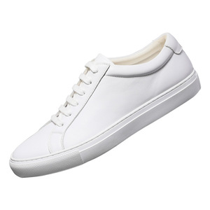 Baskets personnalisées à faible MOQ pour hommes, noires et blanches, à lacets, de qualité supérieure, style décontracté chic, chaussures de marche - Product Image 4
