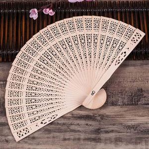 พัดไม้จันทน์พับได้แบบกำหนดเอง ลายฉลุ สำหรับของขวัญส่วนตัว ธุรกิจ งานแต่งงาน ของตกแต่งบ้าน สไตล์สปอร์ต งานฝีมือไม้ไผ่ - Product Image 4