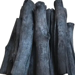 Carvão de madeira preto e branco