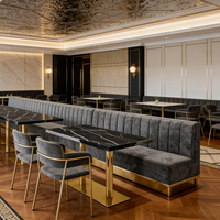 Tables et chaises de restaurant en acier inoxydable doré de luxe sur mesure pour restaurants commerciaux