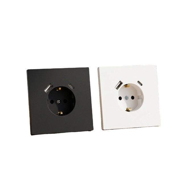 German Schuko EU Plug USB-C Wall Socket with Double USB Type C Ports Tamper Resistant SDK Network