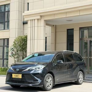<span class=keywords><strong>Toyota</strong></span> <span class=keywords><strong>Sienna</strong></span> <span class=keywords><strong>2022</strong></span> noire, véhicule utilitaire sport (VUS) 7 places, faible kilométrage, excellent état, bien entretenue, <span class=keywords><strong>hybride</strong></span> économe en carburant, choix privilégié - Product Image 1