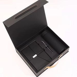 Kit de Oficina de Lujo para Principiantes: Agenda de Cuero, Bolígrafo y Taza Aislada para Profesionales Emergentes - Product Image 5