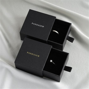 กล่องใส่เครื่องประดับแบบลิ้นชักกระดาษแข็งพิมพ์โลโก้ OEM ขนาดตามสั่ง พร้อมฟองน้ำสีดำสำหรับบรรจุภัณฑ์เครื่องประดับ - Product Image 6