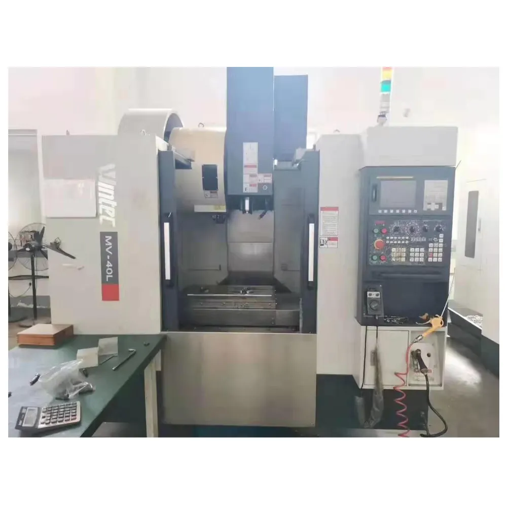 Trung Quốc Thương Hiệu Dọc CNC Máy Tính Fanuc Hệ Thống Điều Khiển VMC 650 Gia Công Máy Phay Trung Tâm