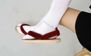 Sandalias Geta, Nezuko Kamado, Tanjiro Kamado, Shinobu <span class=keywords><strong>Kocho</strong></span>, Zenitsu Agatsuma, Giyuu Tomioka - Product Image 2