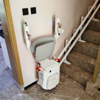 L'installation de rampes d'accès et d'ascenseurs domestiques pour les personnes à mobilité réduite est pratique
