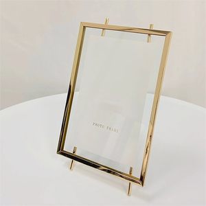 Vente en gros de chevalet <span class=keywords><strong>personnalisé</strong></span> pour <span class=keywords><strong>plusieurs</strong></span> tailles <span class=keywords><strong>cadre</strong></span> <span class=keywords><strong>photo</strong></span> pour décorer bureau rectangle métal fer <span class=keywords><strong>cadre</strong></span> <span class=keywords><strong>photo</strong></span> pour <span class=keywords><strong>photo</strong></span> - Product Image 2